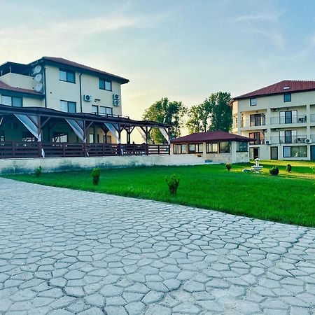 Hotel Pensiunea Fabian Jurilovca Exterior foto